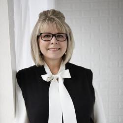 STEPHANIE O'BANION